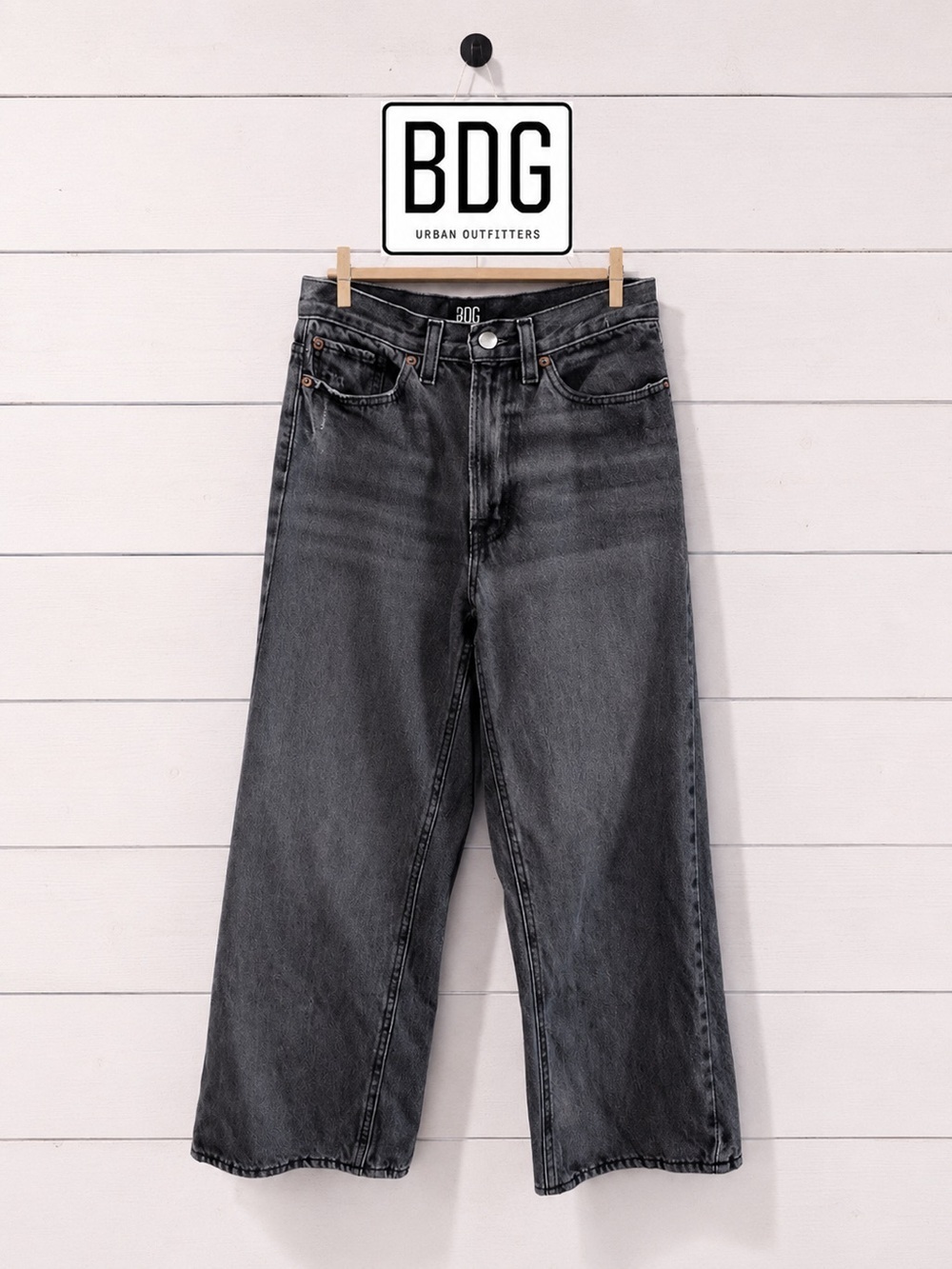 BDG Urban Outfitters – 25 – High-Waist Wide-Leg Gray Jeans